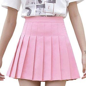 pink pleated skirt